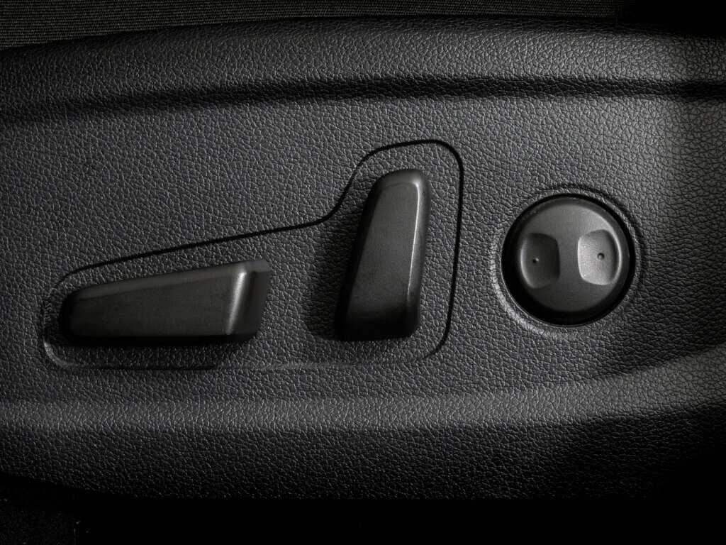 Купить Hyundai Santa Fe с пробегом. Фото: #17