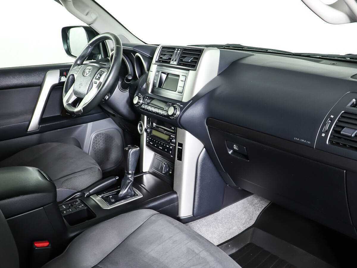 Купить Toyota Land Cruiser Prado с пробегом. Фото: #7