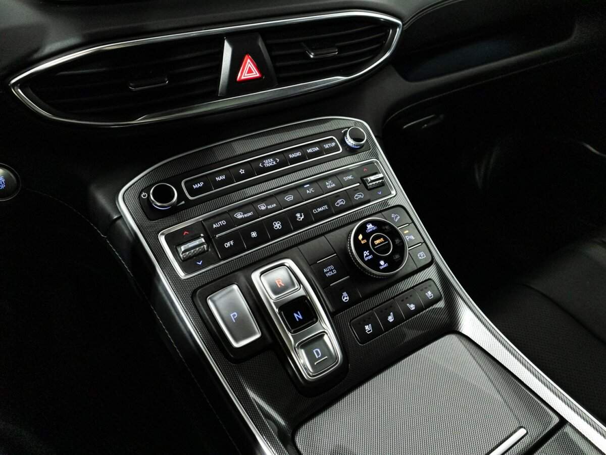 Купить Hyundai Santa Fe с пробегом. Фото: #21