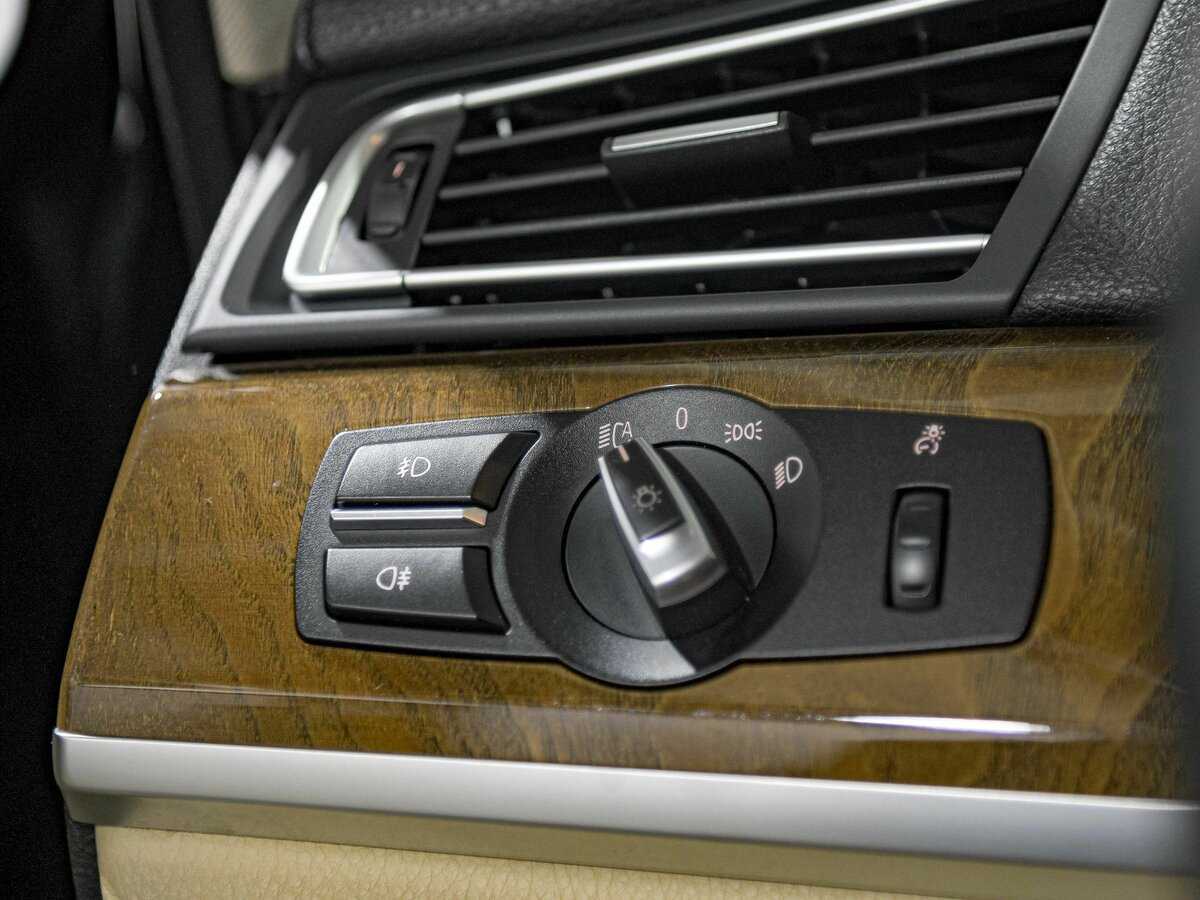 Купить BMW 7 серии с пробегом. Фото: #12