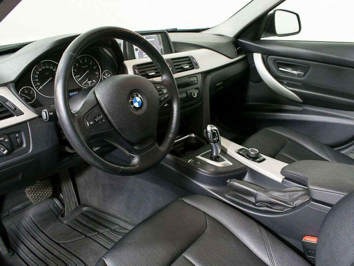 Купить BMW 3 серии с пробегом. Фото: #20