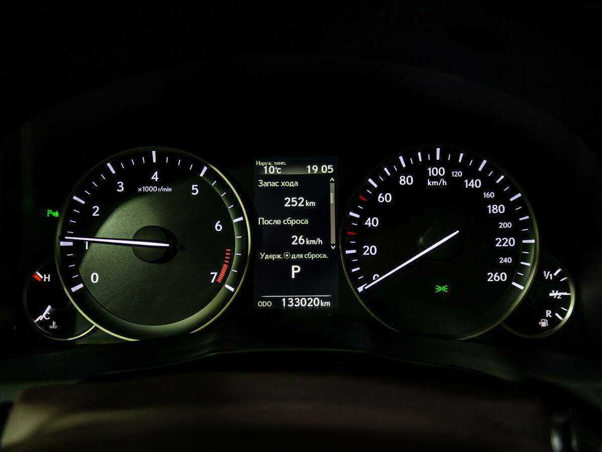 Купить Lexus ES с пробегом. Фото: #18