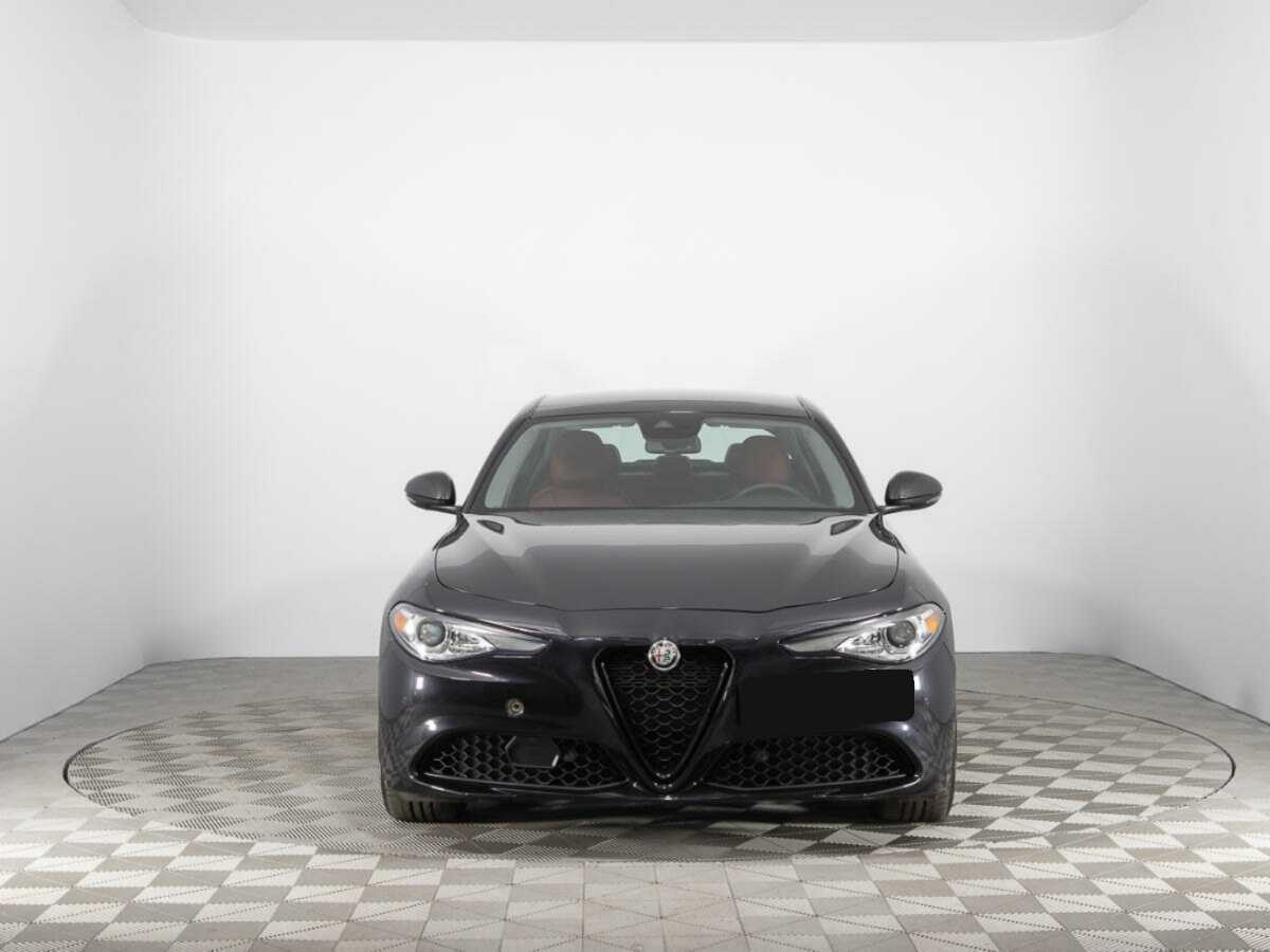 Купить Alfa Romeo Giulia с пробегом. Фото: #1