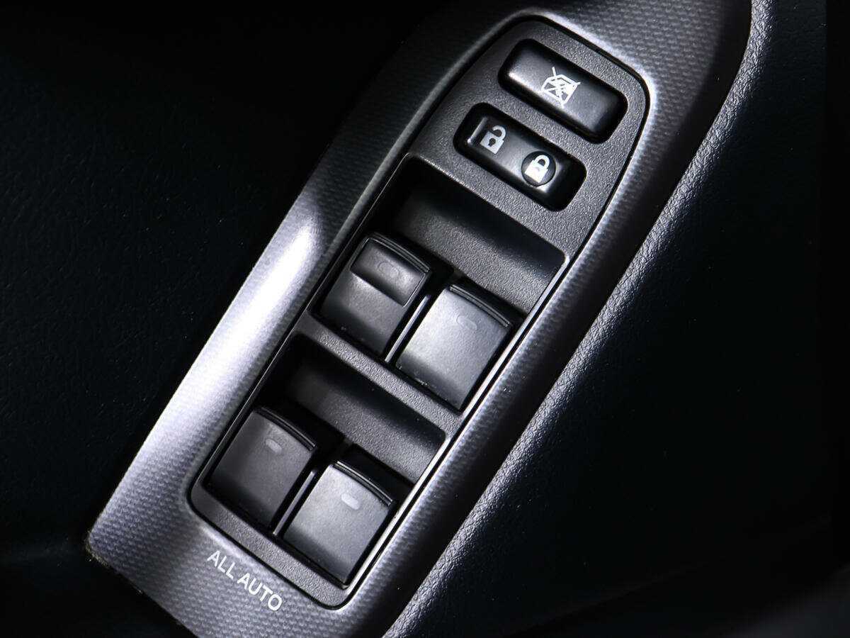 Купить Toyota Land Cruiser Prado с пробегом. Фото: #10