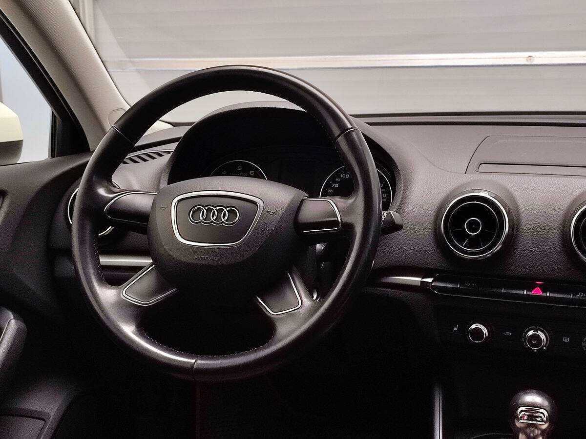 Купить Audi A3 с пробегом. Фото: #9