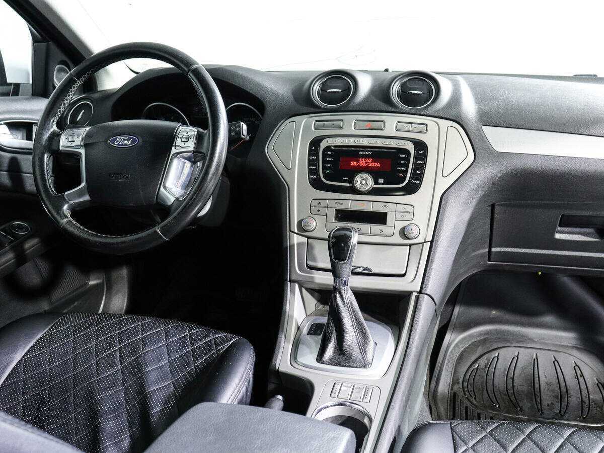 Купить Ford Mondeo с пробегом. Фото: #9