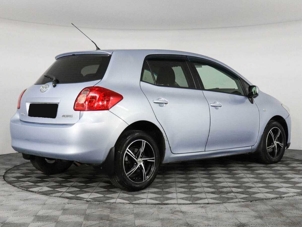 Купить Toyota Auris с пробегом. Фото: #4