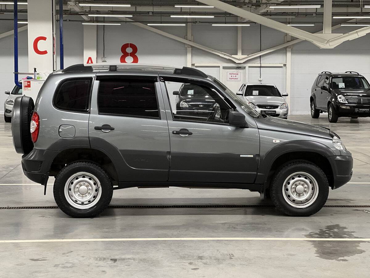 Купить Chevrolet Niva с пробегом. Фото: #3
