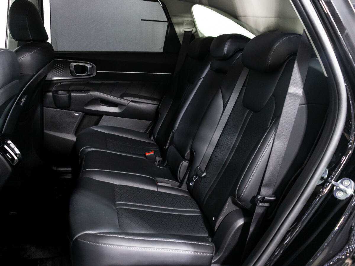 Купить Kia Sorento с пробегом. Фото: #9