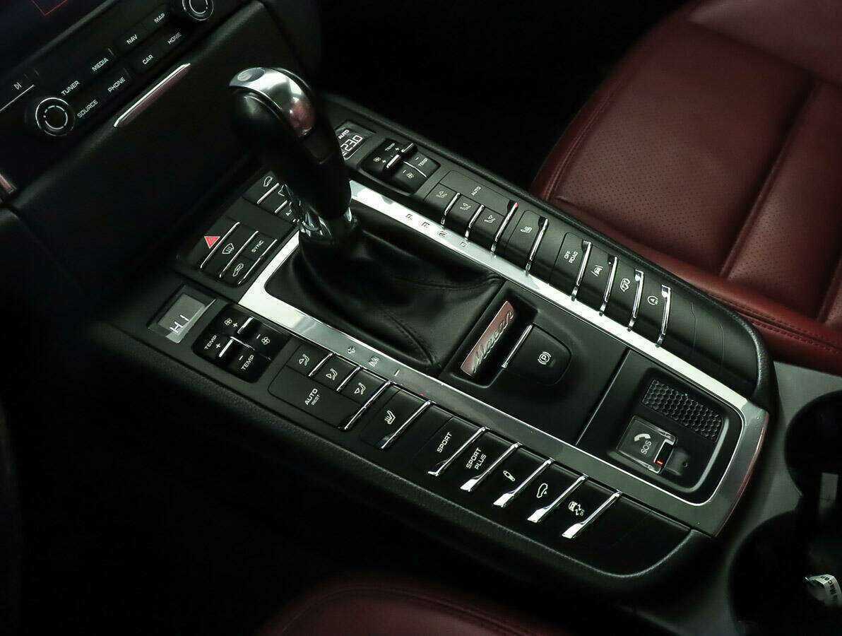 Купить Porsche Macan с пробегом. Фото: #20