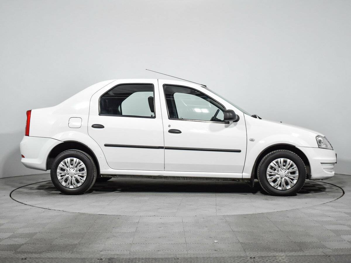 Купить Renault Logan с пробегом. Фото: #3