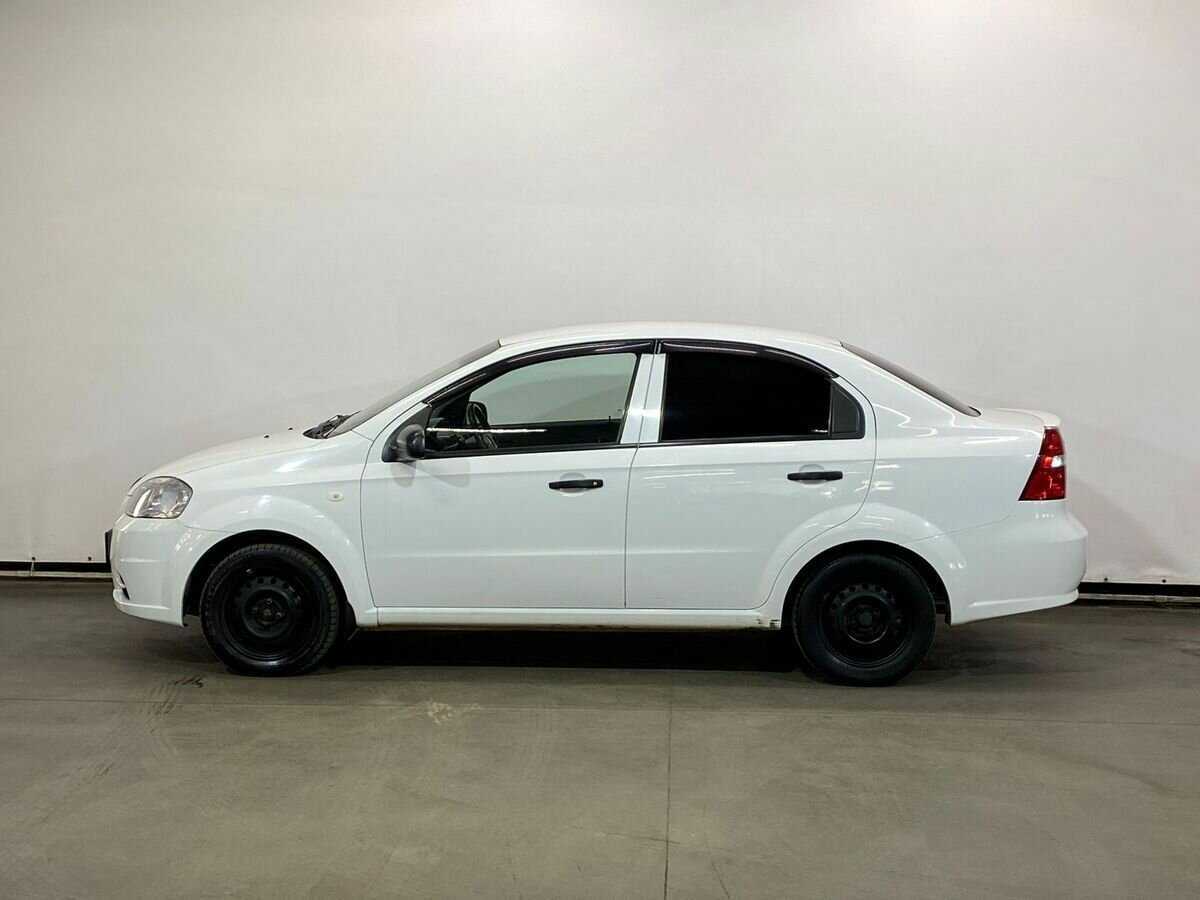 Купить Chevrolet Aveo с пробегом. Фото: #7