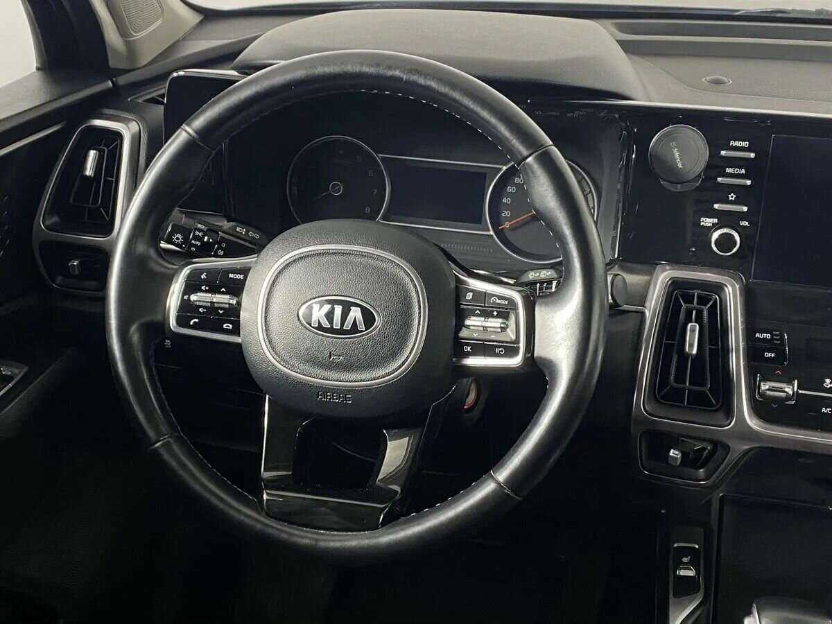 Купить Kia Sorento с пробегом. Фото: #11