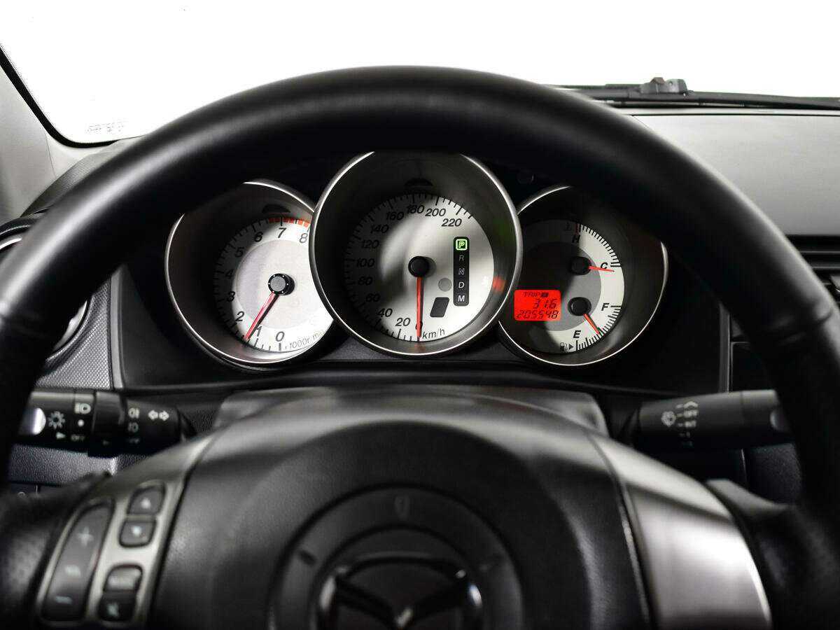 Купить Mazda 3 с пробегом. Фото: #10