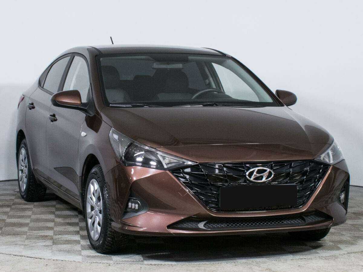 Купить Hyundai Solaris с пробегом. Фото: #2