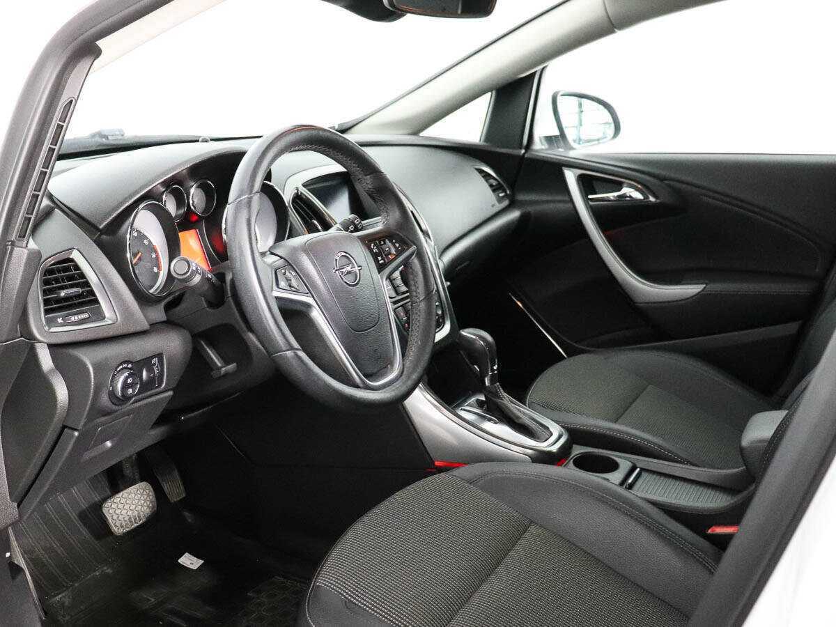Купить Opel Astra с пробегом. Фото: #9