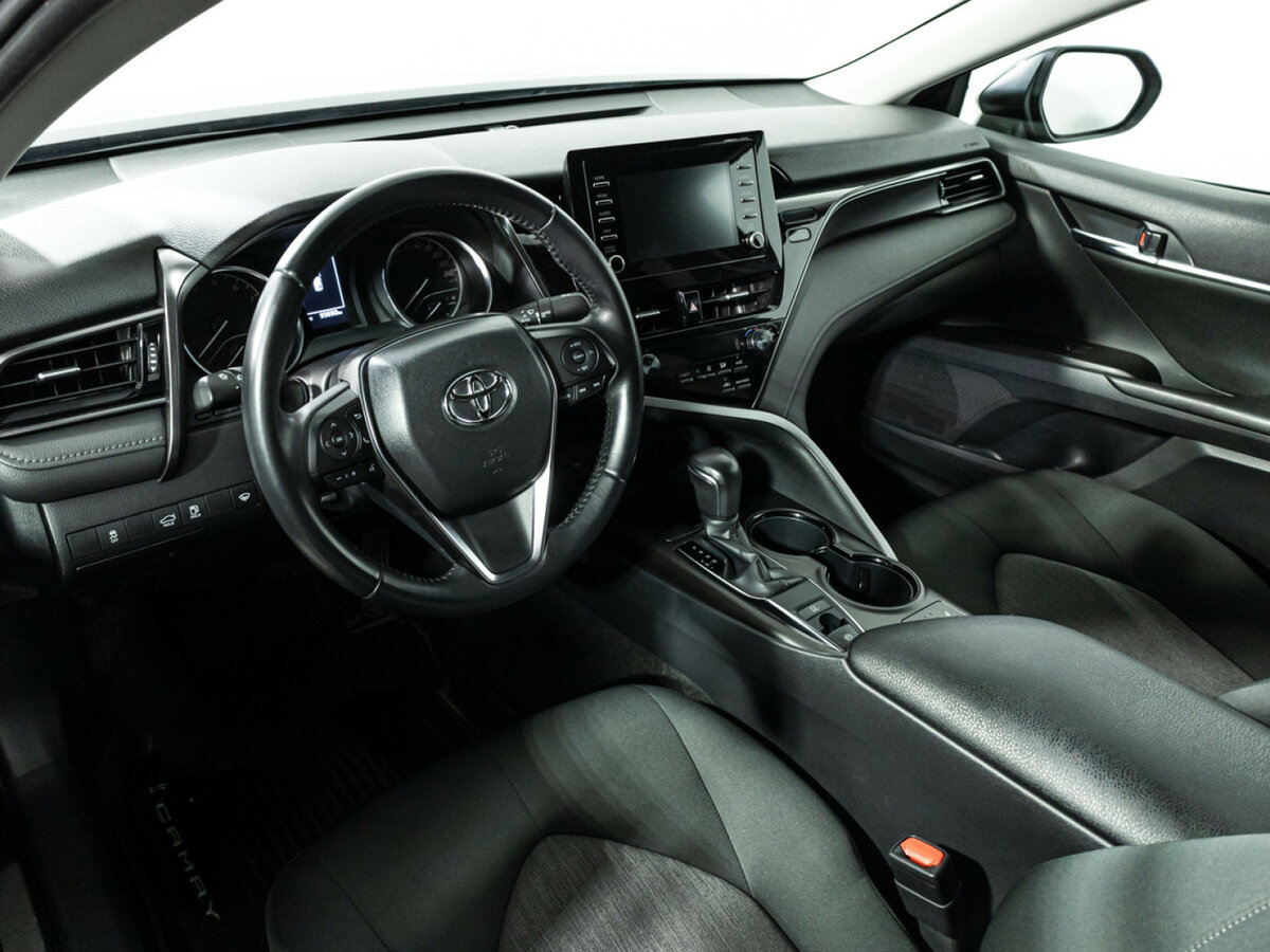 Купить Toyota Camry с пробегом. Фото: #9