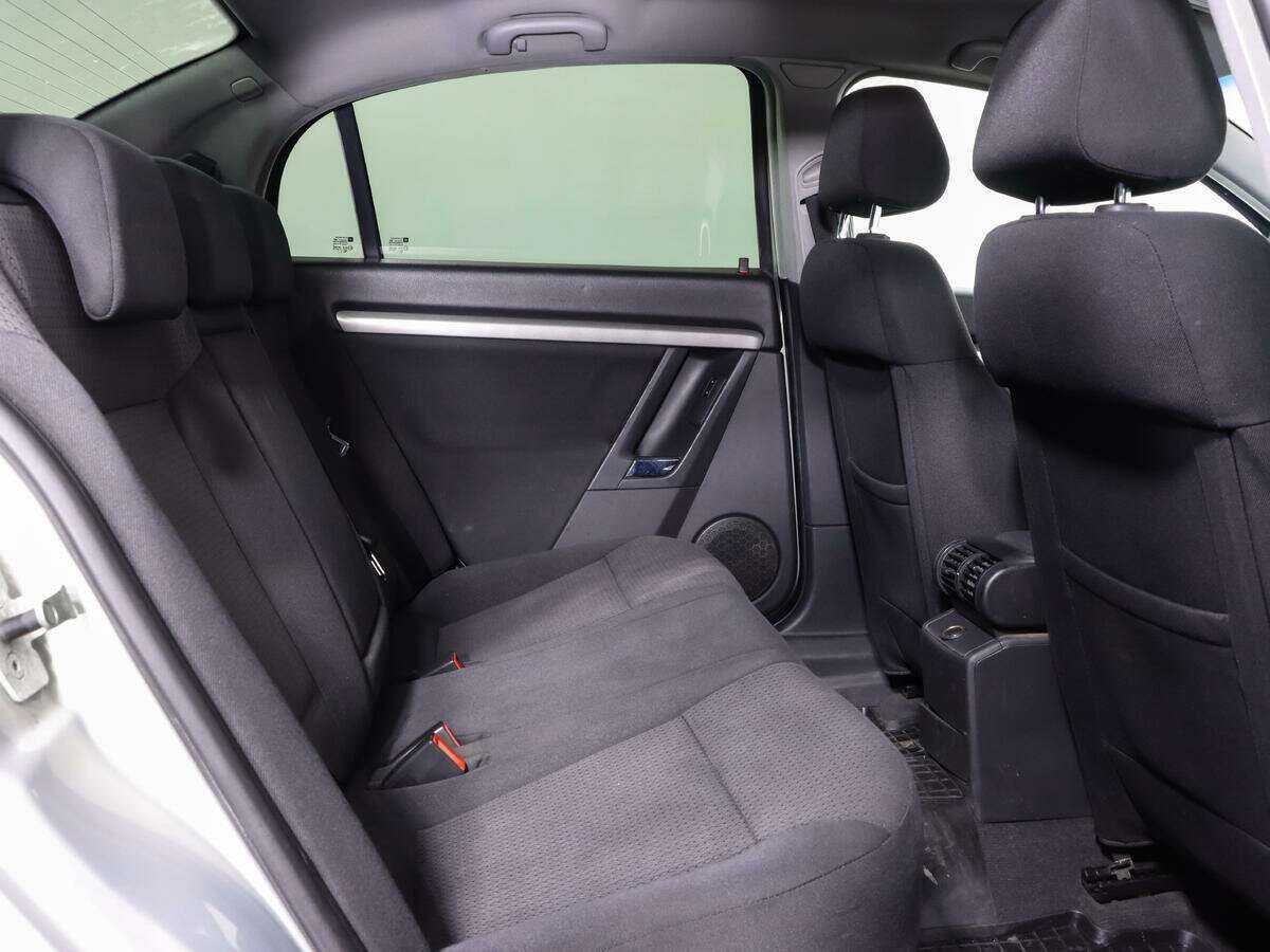 Купить Opel Vectra с пробегом. Фото: #11