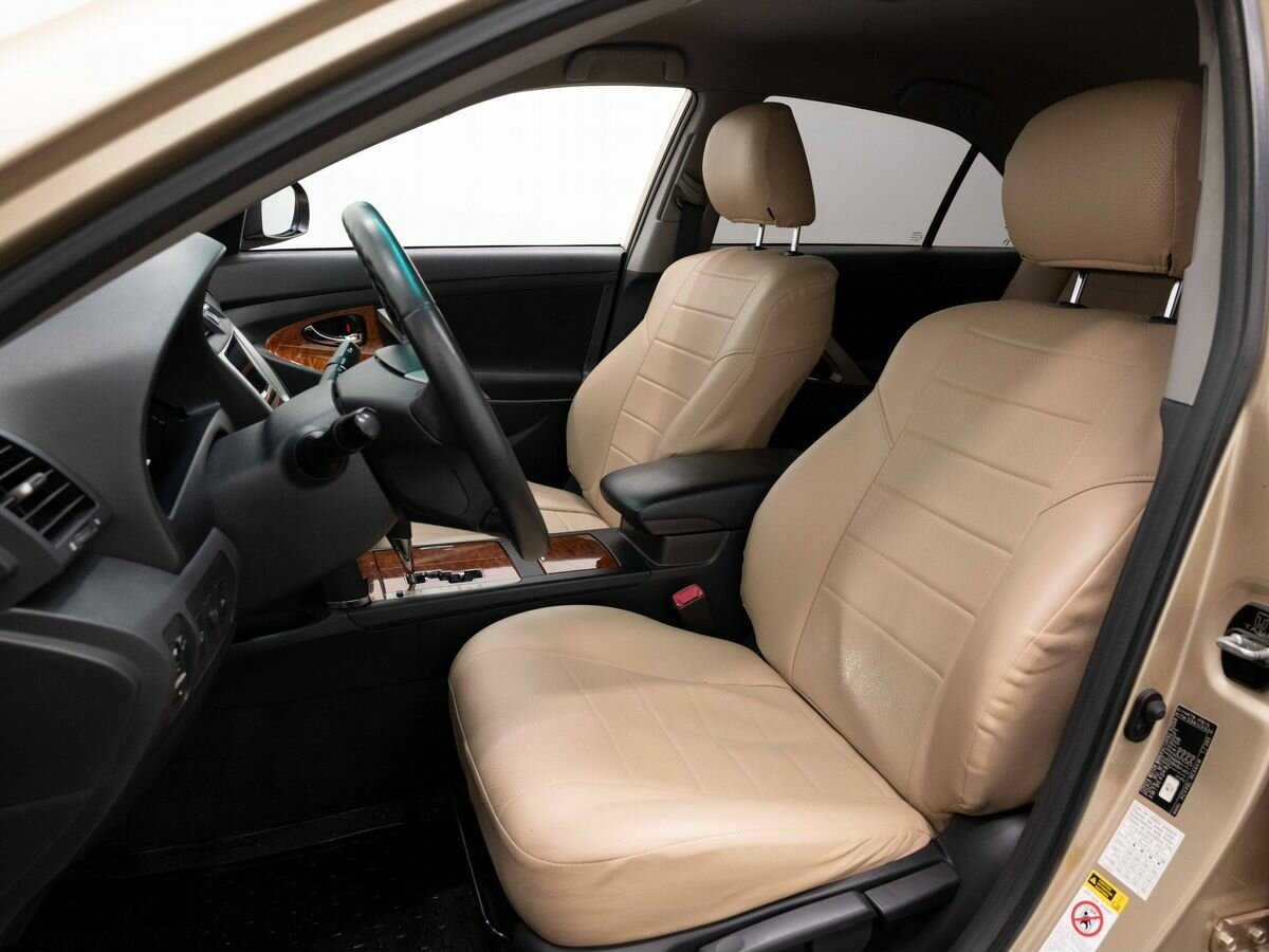 Купить Toyota Camry с пробегом. Фото: #7