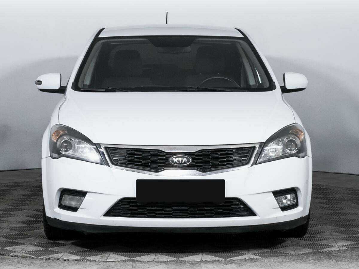 Купить Kia Ceed с пробегом. Фото: #1