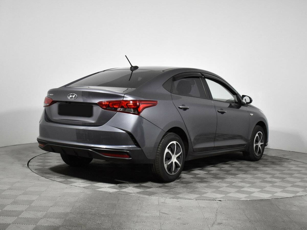 Купить Hyundai Solaris с пробегом. Фото: #4