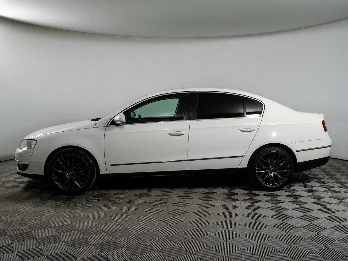 Купить Volkswagen Passat с пробегом. Фото: #7