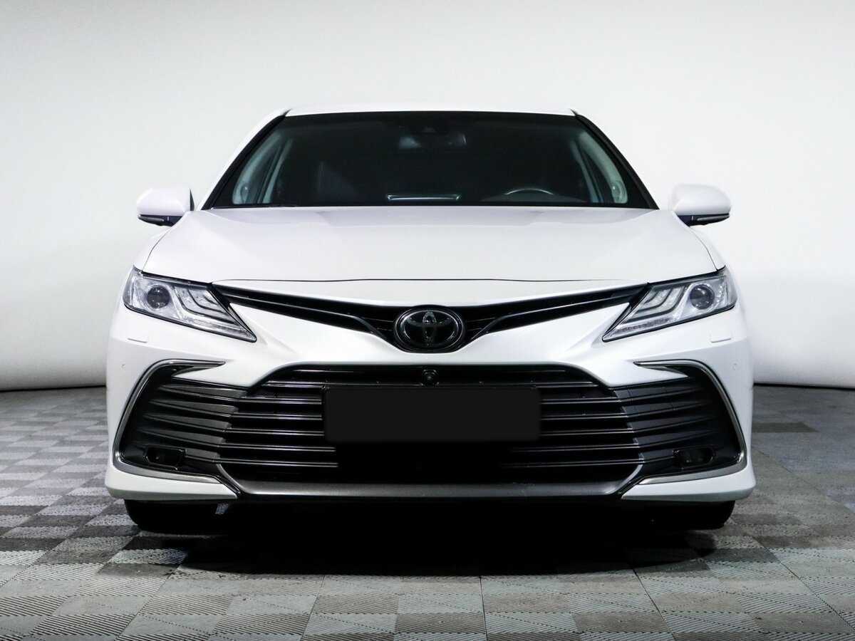 Купить Toyota Camry с пробегом. Фото: #1