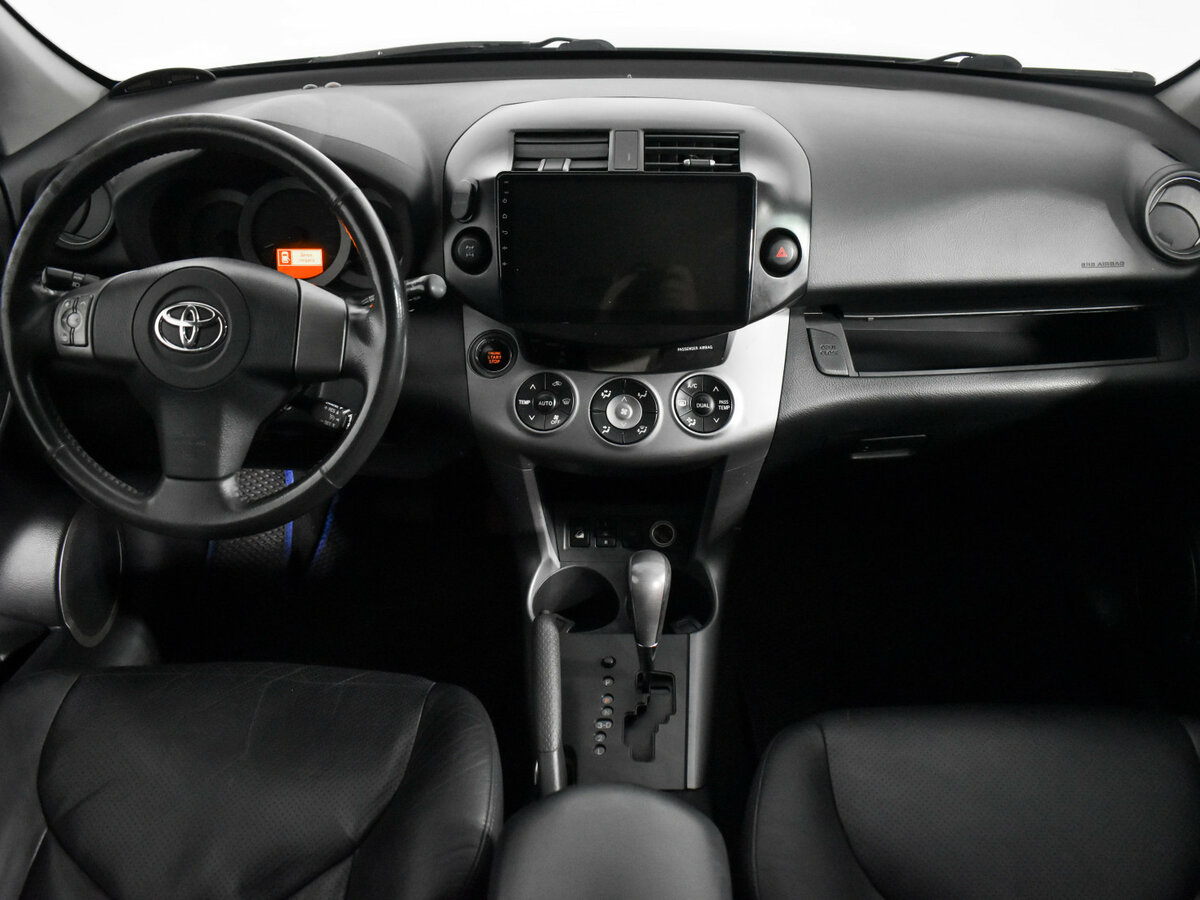 Купить Toyota RAV4 с пробегом. Фото: #13