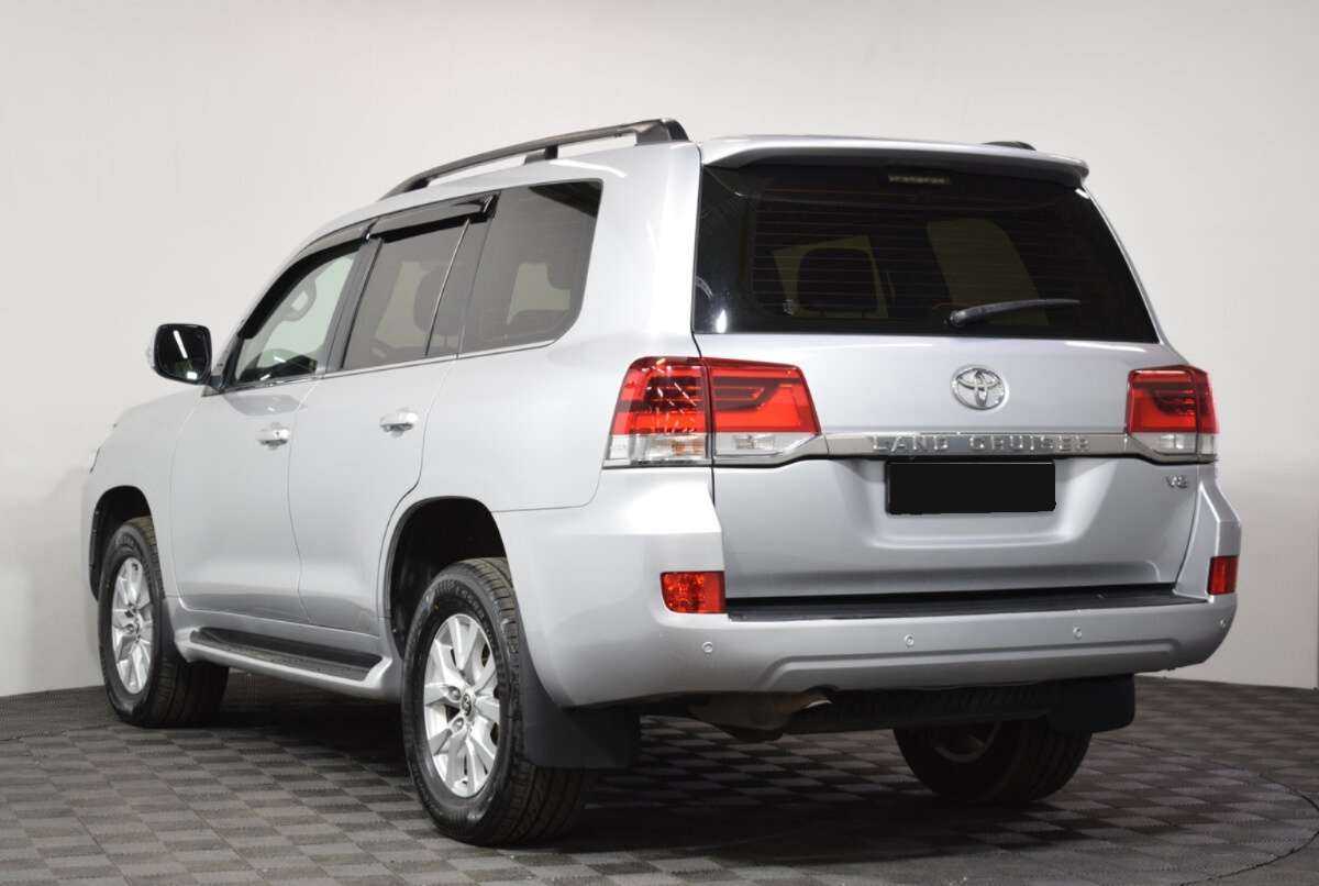 Купить Toyota Land Cruiser с пробегом. Фото: #5