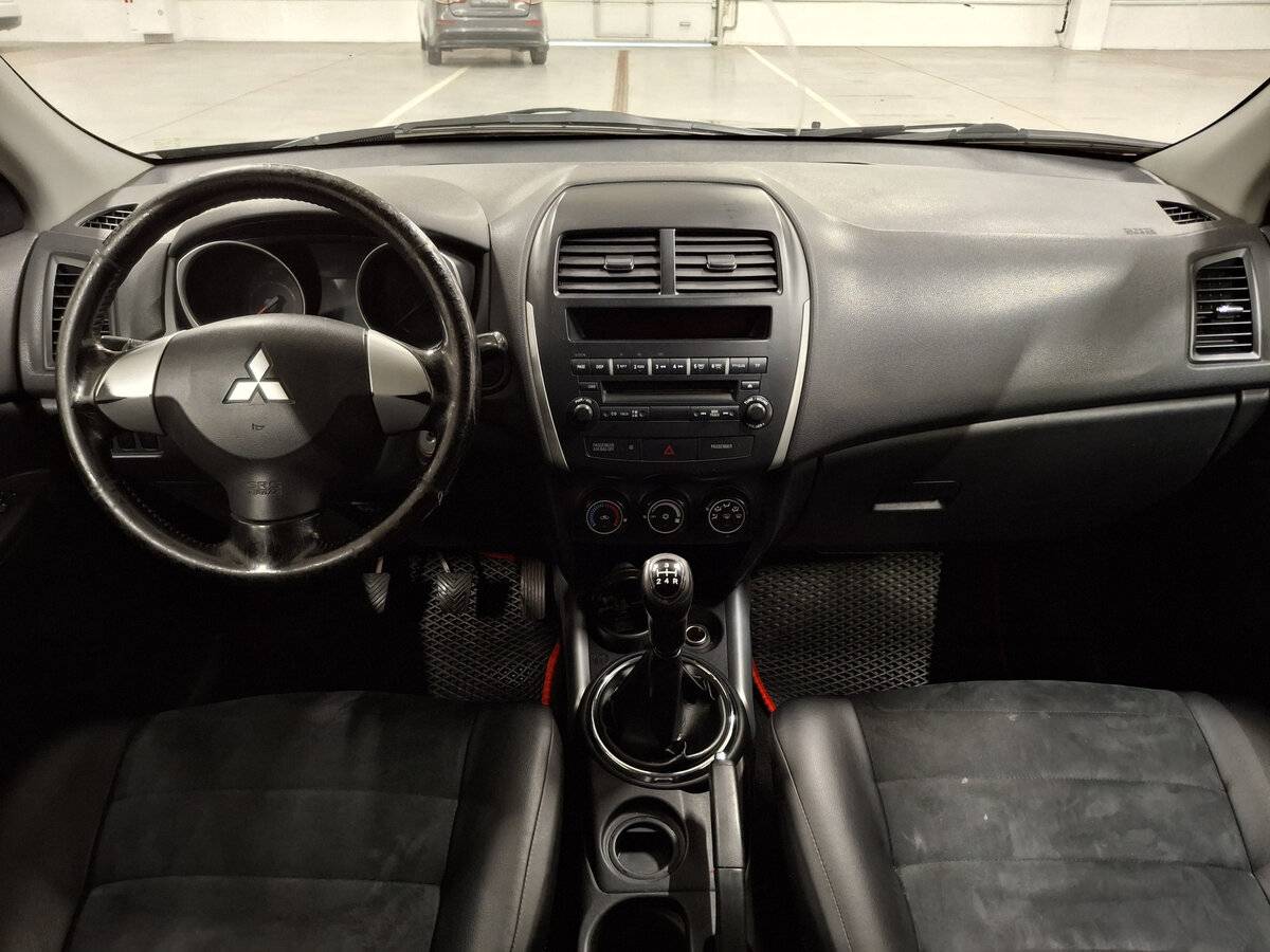 Купить Mitsubishi ASX с пробегом. Фото: #13