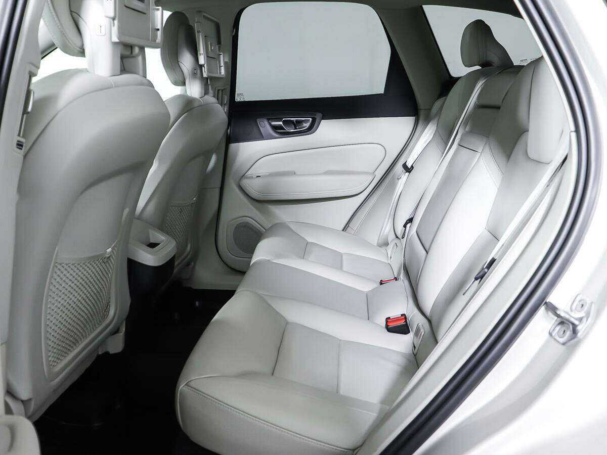 Купить Volvo XC60 с пробегом. Фото: #9