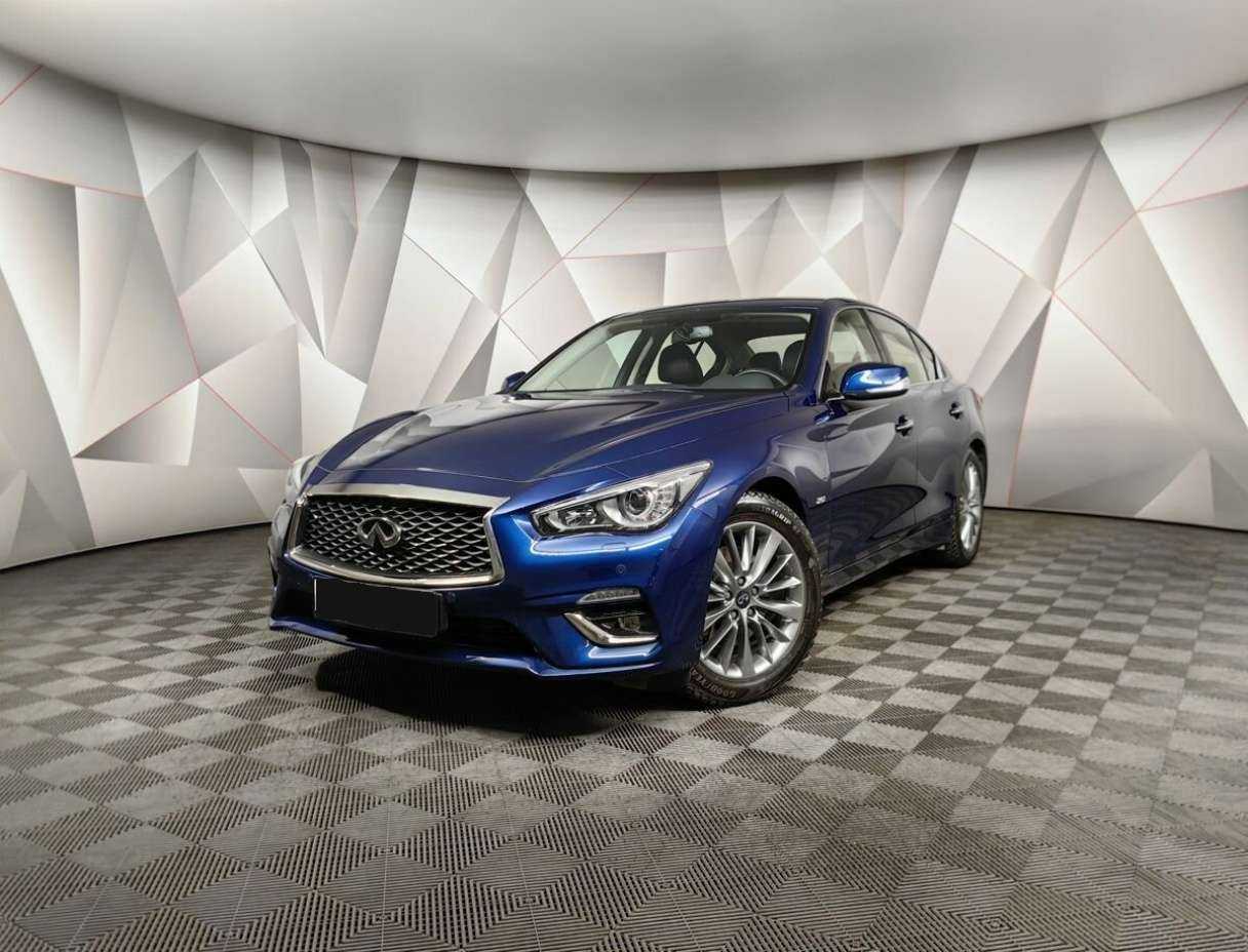 Купить Infiniti Q50 с пробегом. Фото: #0