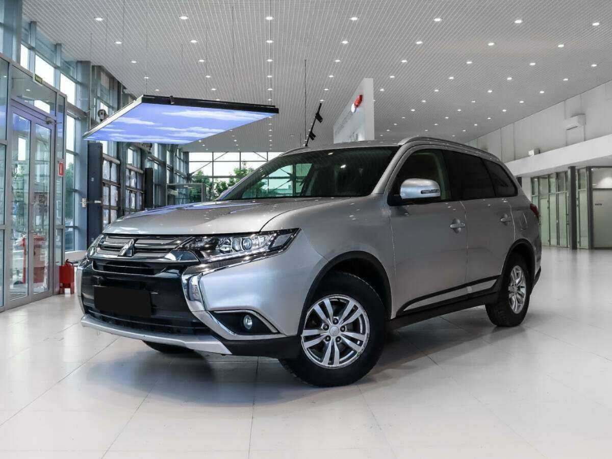 Купить Mitsubishi Outlander с пробегом. Фото: #0