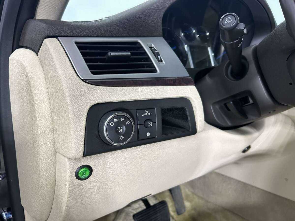Купить Cadillac Escalade с пробегом. Фото: #8