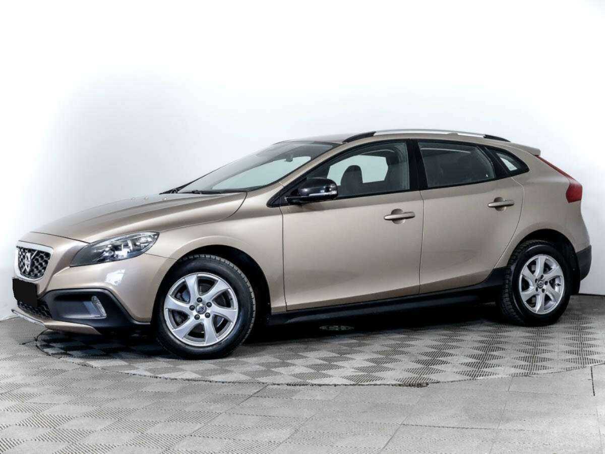 Купить Volvo V40 Cross Country с пробегом. Посмотреть фото