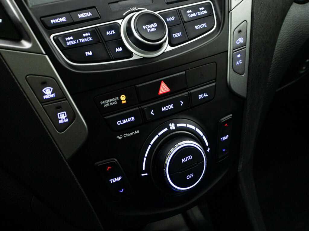 Купить Hyundai Santa Fe с пробегом. Фото: #15
