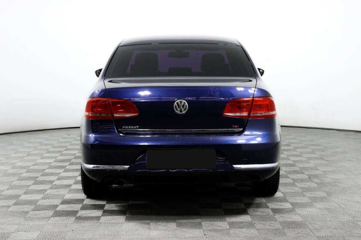 Купить Volkswagen Passat с пробегом. Фото: #5