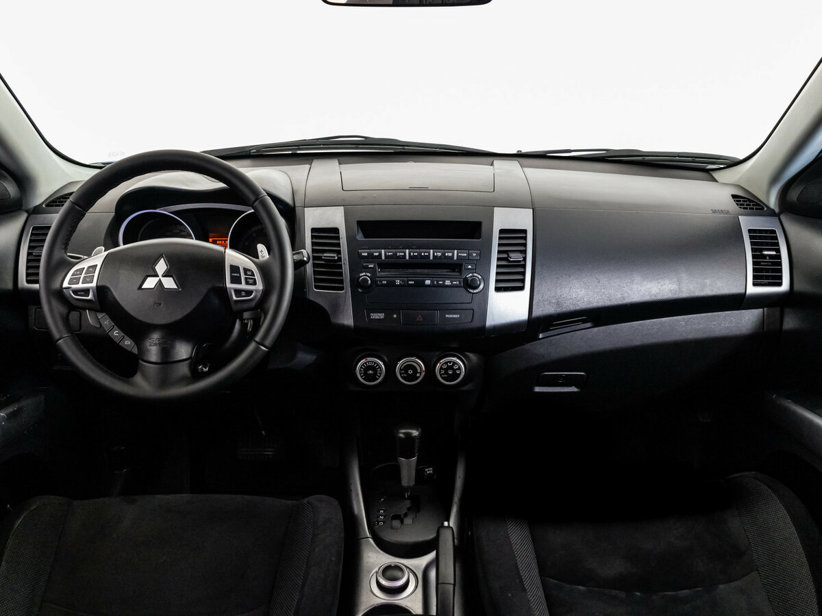 Купить Mitsubishi Outlander с пробегом. Фото: #7