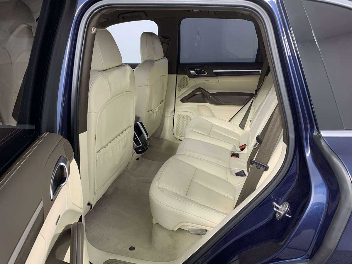 Купить Porsche Cayenne с пробегом. Фото: #8