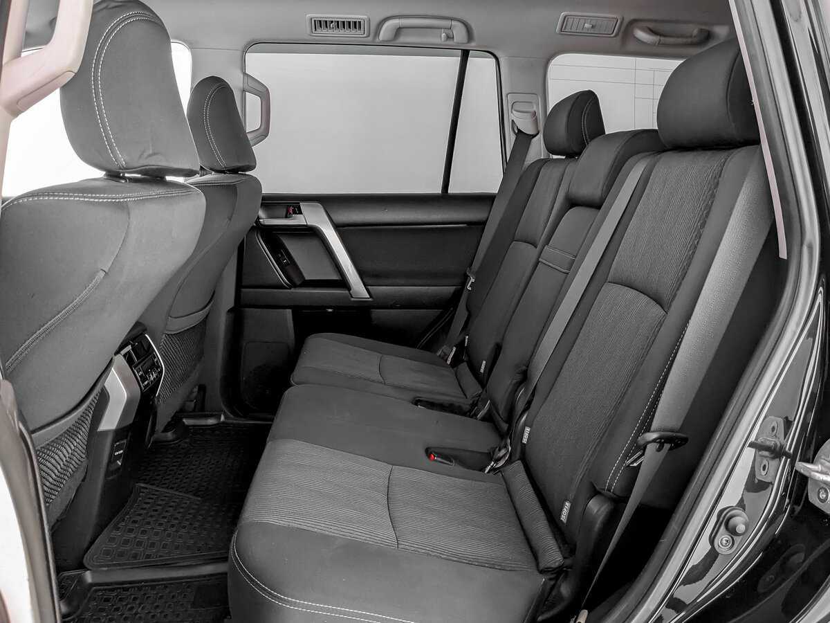 Купить Toyota Land Cruiser Prado с пробегом. Фото: #9