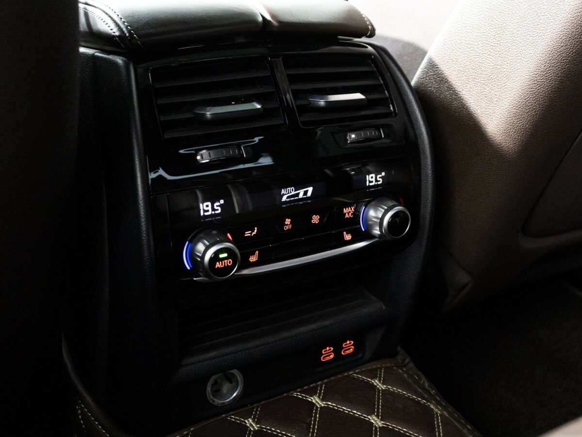 Купить BMW 5 серии с пробегом. Фото: #24