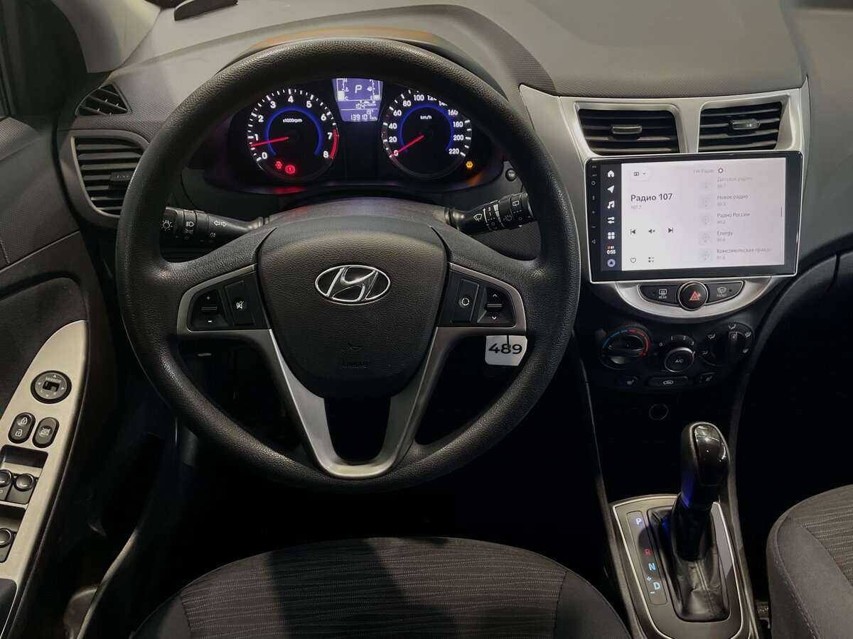Купить Hyundai Solaris с пробегом. Фото: #12