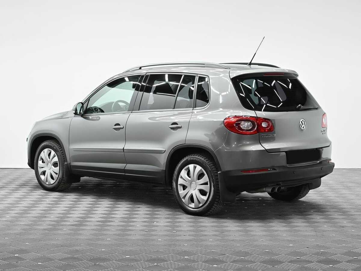 Купить Volkswagen Tiguan с пробегом. Фото: #2