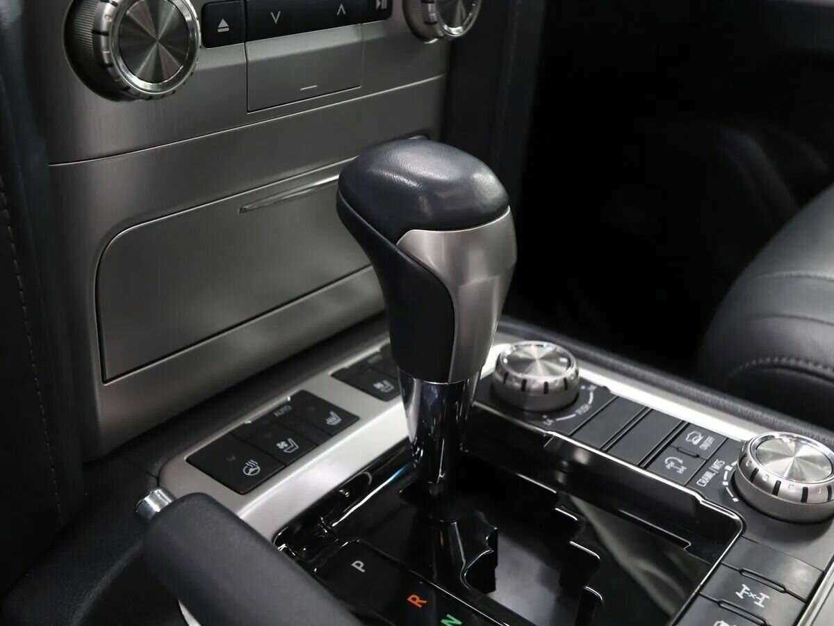 Купить Toyota Land Cruiser с пробегом. Фото: #16