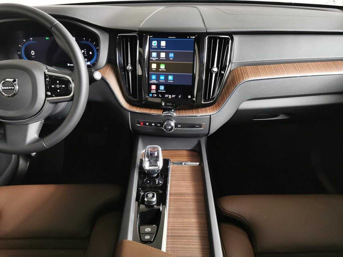 Купить Volvo XC60 с пробегом. Фото: #9
