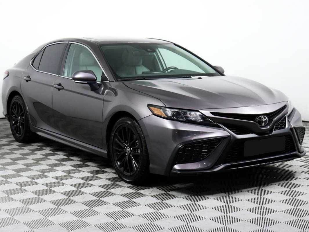 Купить Toyota Camry с пробегом. Фото: #2