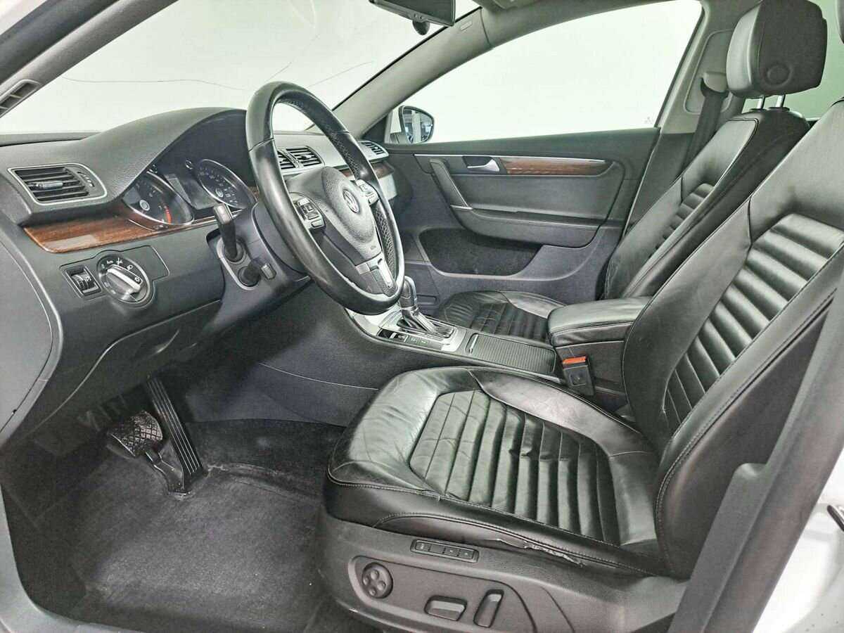 Купить Volkswagen Passat с пробегом. Фото: #13