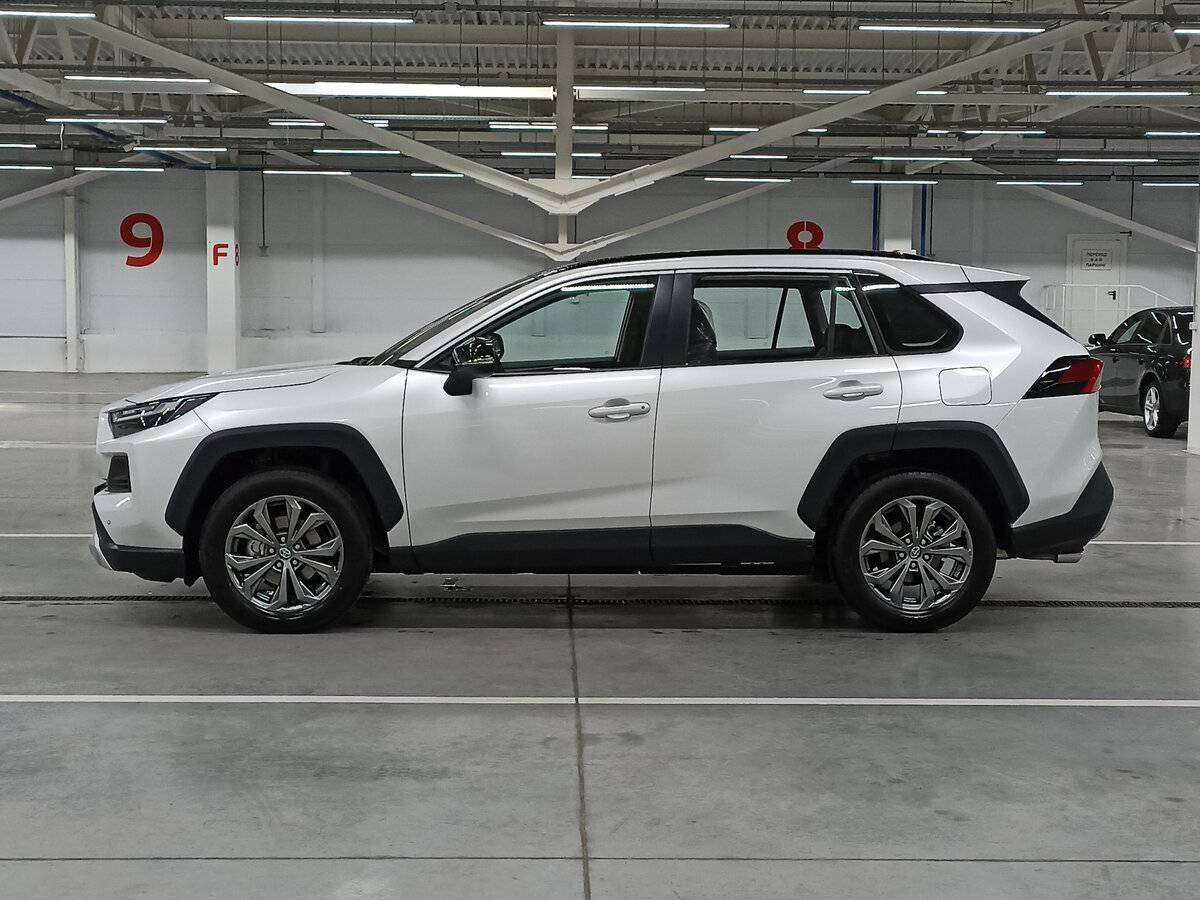 Купить Toyota RAV4 с пробегом. Фото: #7