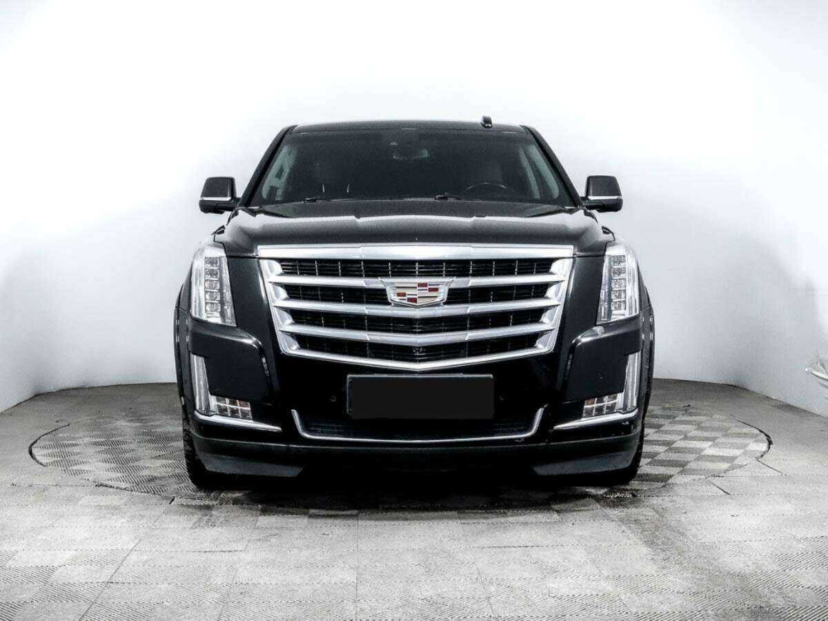 Купить Cadillac Escalade с пробегом. Фото: #1