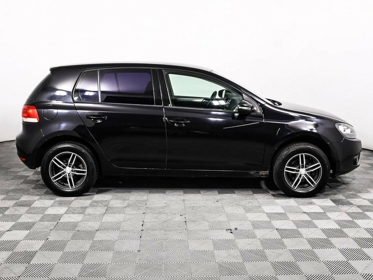 Купить Volkswagen Golf с пробегом. Фото: #3